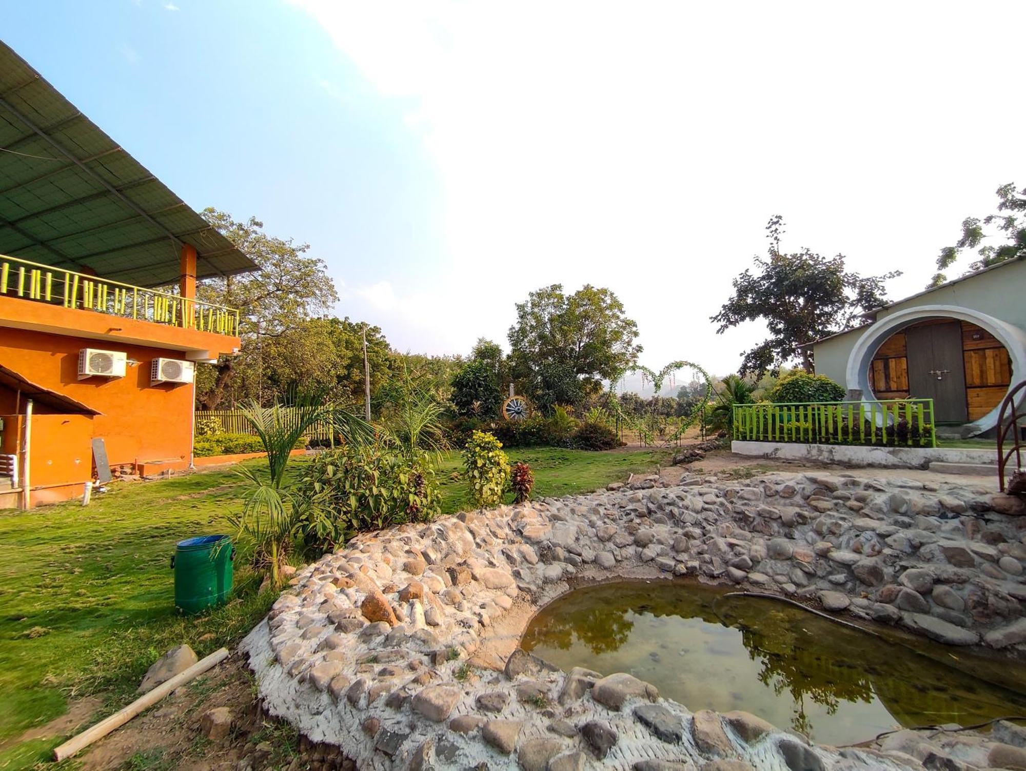 Van Vagdo Resort Rajpipla Екстериор снимка