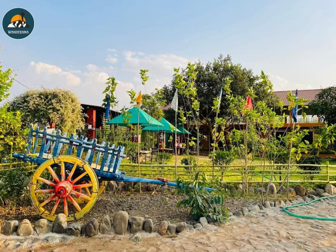 Van Vagdo Resort Rajpipla Екстериор снимка