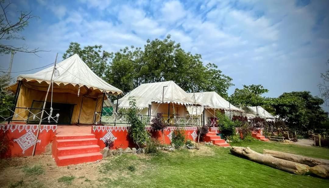 Van Vagdo Resort Rajpipla Екстериор снимка
